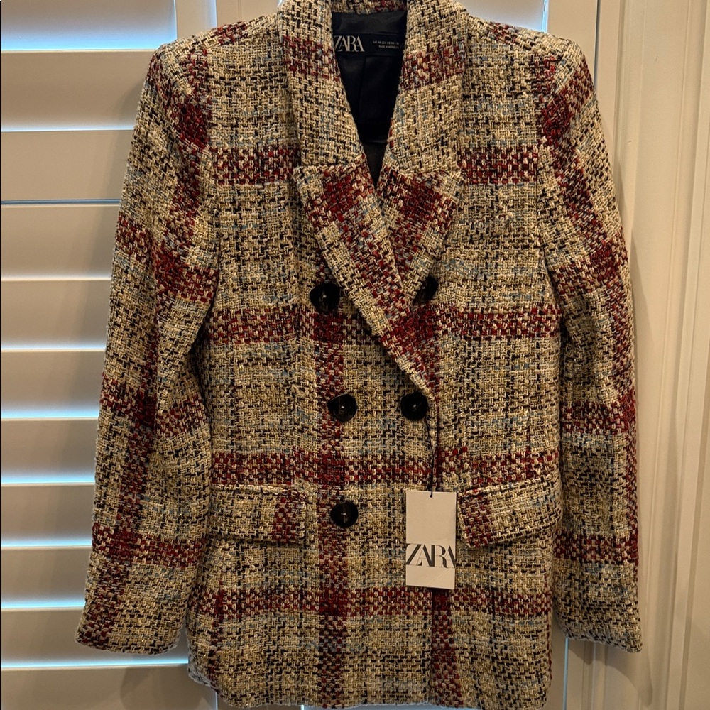 Zara - Brand NWT - unused Maroon, Cream and slight blue Tweed Checkered Blazer